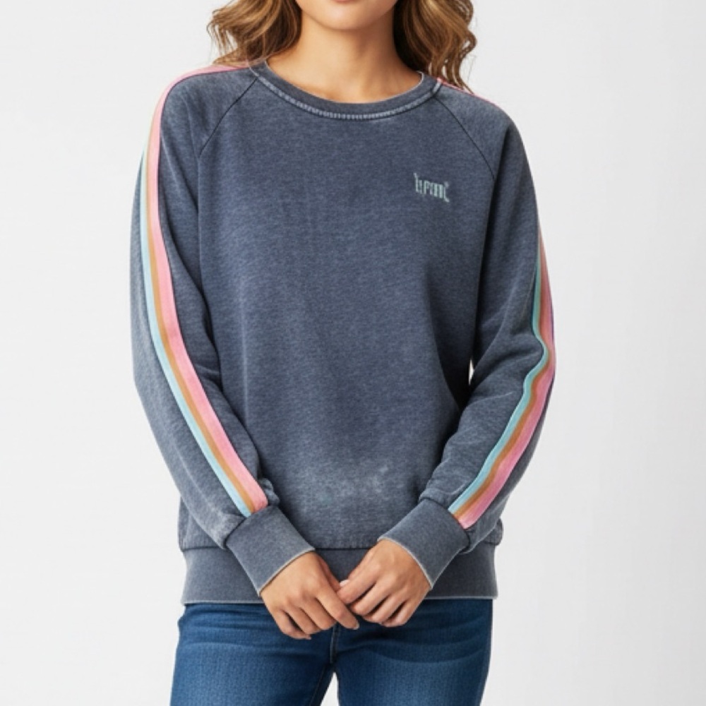 Rip Curl Gray Crewneck Sweatshirt with stripe down sleeves